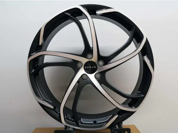 Кованые диски R22 Zeekr 001