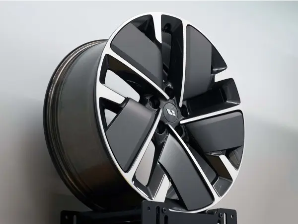 Оригинальные диски R21 LiXiang L6...